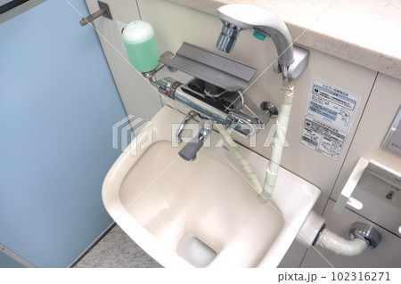 オストメイト対応トイレ 人工肛門 多機能トイレ オストメイト対応トイレ 人工肛門 多機能トイレ 102316271