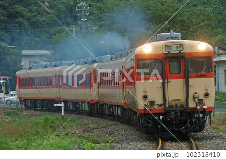 敦賀港線 敦賀港ー敦賀 JR西日本 キハ28-2466(鳥取)+キハ58+キハ58+キハ28 敦賀港線 敦賀港ー敦賀 JR西日本 キハ28-2466(鳥取)+キハ58+キハ58+キハ28 102318410