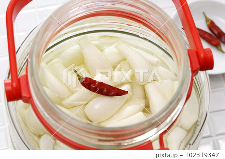 ラッキョウ漬けの作り方 102319347