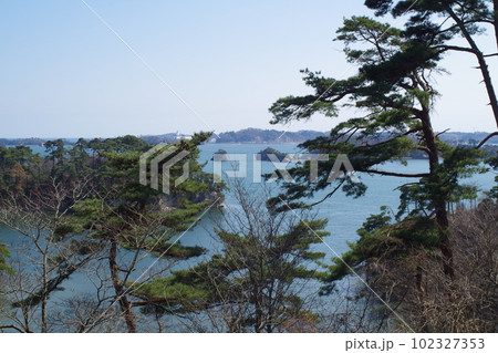 松島湾岸回廊瑞鳳が丘からの景色 102327353