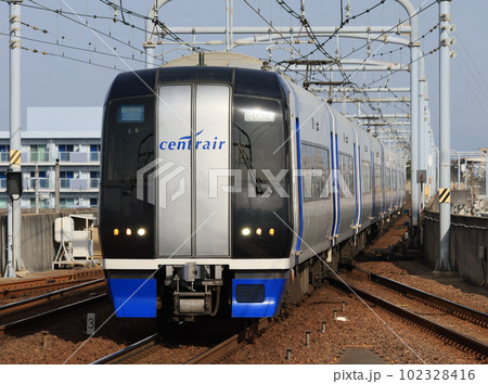 名鉄常滑線の特急ミュースカイ 102328416
