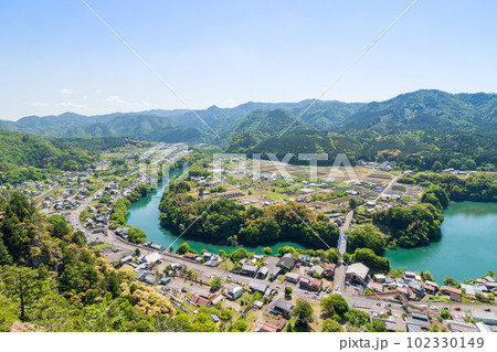 遠見山の見晴らし岩からの眺望(川辺町岐阜県) 遠見山の見晴らし岩からの眺望(川辺町岐阜県) 102330149