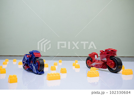 Products  102330684