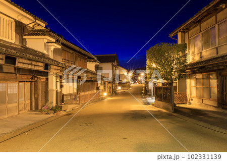 徳島_脇町・うだつの町並みライトアップ夜景 102331139