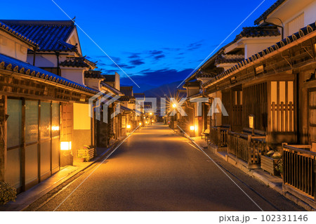 徳島_脇町・うだつの町並みライトアップ夜景 102331146