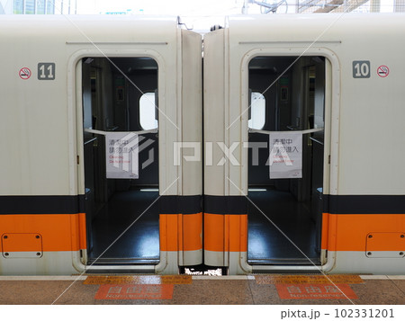 台湾高速鉄道　左営駅 102331201