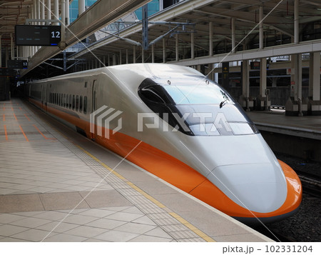 台湾高速鉄道 左営駅 台湾高速鉄道 左営駅 102331204