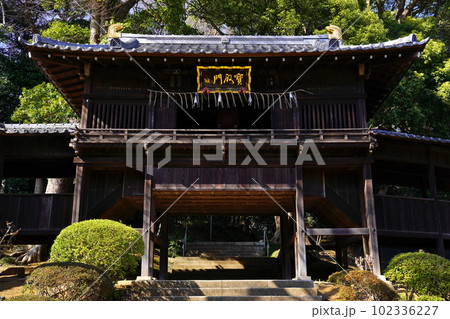 法華経寺　宝殿門　千葉県市川市中山 102336227