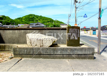 【香川】初夏の小豆島 迷路のまちの大坂城築城残石 【香川】初夏の小豆島 迷路のまちの大坂城築城残石 102337165