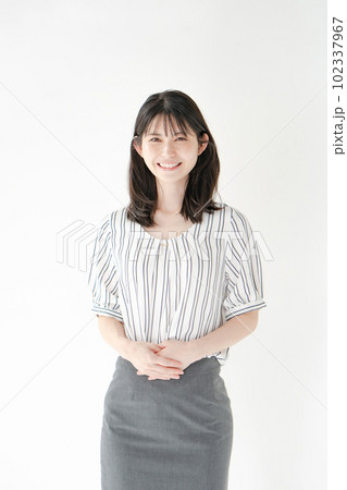 ミドル女性 ポートレート ミドル女性 ポートレート 102337967