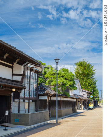 富山県_富山市東岩瀬町の豪商町家風景 富山県_富山市東岩瀬町の豪商町家風景 102341663