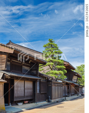 富山県_富山市東岩瀬町の豪商町家風景 富山県_富山市東岩瀬町の豪商町家風景 102341665