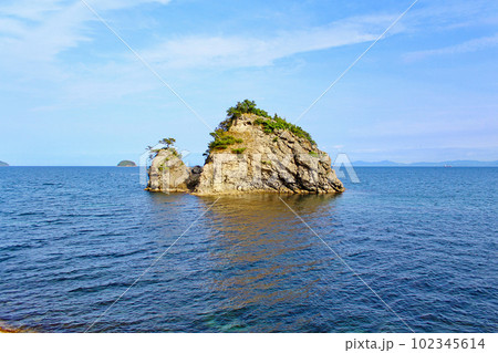 【香川】初夏の小豆島 瀬戸内海と花寿波島 【香川】初夏の小豆島 瀬戸内海と花寿波島 102345614