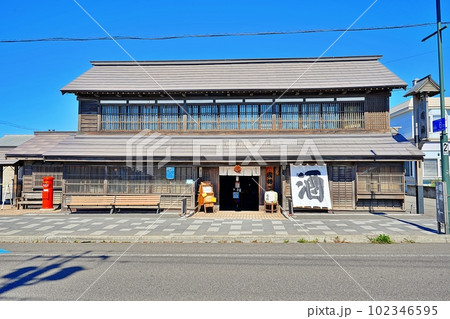 日本最北端の酒蔵、北海道増毛町・国稀酒造。明治建築の酒蔵 102346595