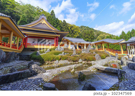 松尾大社 松風苑 曲水の庭(京都市西京区嵐山宮町) 松尾大社 松風苑 曲水の庭(京都市西京区嵐山宮町) 102347569