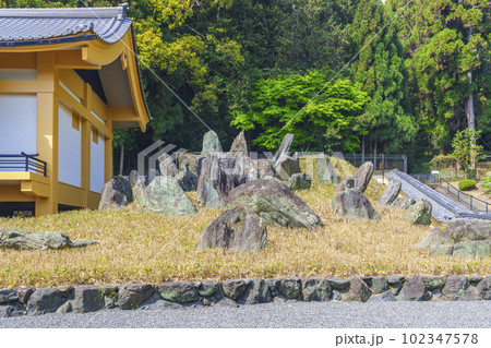 松尾大社 松風苑 上古の庭(京都市西京区嵐山宮町) 松尾大社 松風苑 上古の庭(京都市西京区嵐山宮町) 102347578