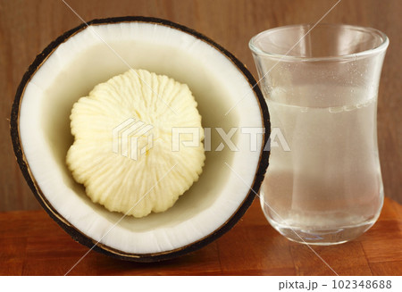 Coconut for oil preparing 102348688