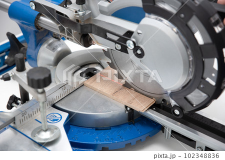 Board and miter saw, floor panel cut 102348836
