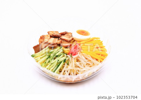冷やし中華のイメージ 102353704