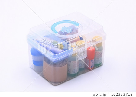 救急箱のイメージ 救急箱のイメージ 102353718