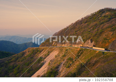 伊吹山ドライブウェイの風景 102358708