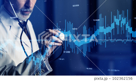 聴診器で診察する医師　医療テクノロジー　バナー・広告向け横長ビジュアル 102362156