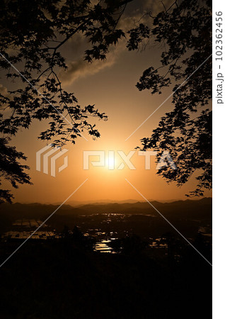 八上城からの夕焼け 八上城からの夕焼け 102362456