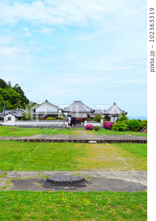 【国指定史跡】川原寺跡跡 102363319