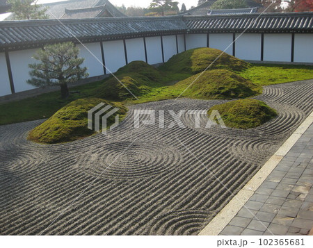 京都 東福寺八相の庭 102365681