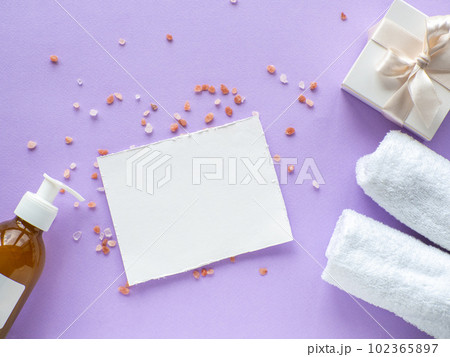 White towels and paper card with copy space White towels and paper card with copy space 102365897