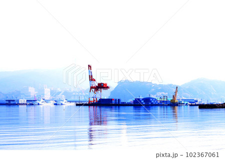 気比の松原　敦賀湾　松林　松原海水浴場　福井県　敦賀市　敦賀湾　気比の松原海水浴場　海水浴場　釣場 102367061