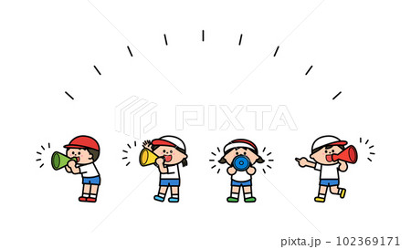 メガホンで応援する体操服の子どもたち 102369171