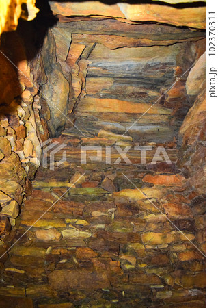 【国指定特別史跡】岩橋千塚古墳群 【国指定特別史跡】岩橋千塚古墳群 102370311