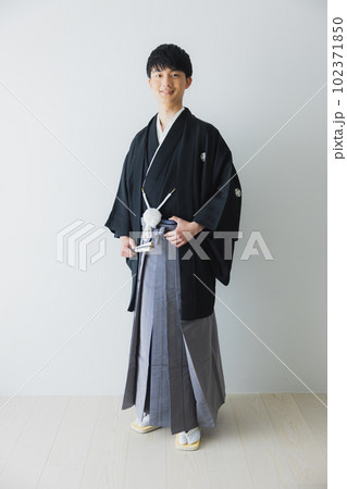 紋付袴 102371850