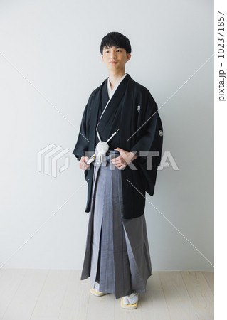 紋付袴 102371857