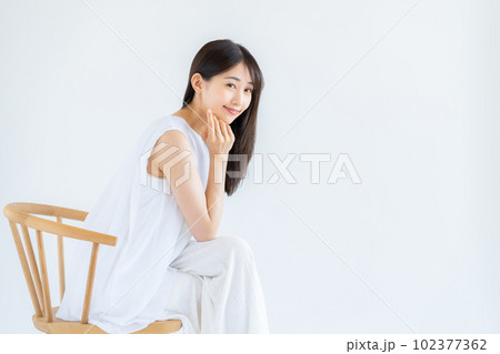 若い女性のビューティ 若い女性のビューティ 102377362
