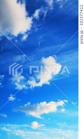 青空と雲の美しい風景(2023年撮影) 青空と雲の美しい風景(2023年撮影) 102377412