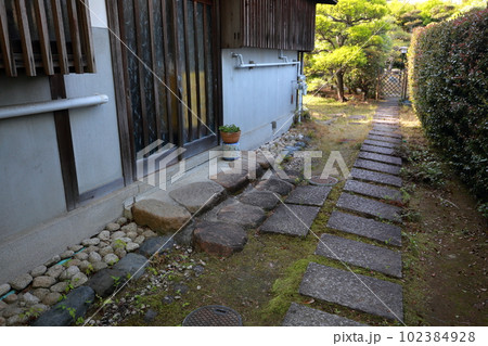 伝統的な和風建築(どうだん亭 旧浅井家住宅離れ 愛知県 尾張旭市) 伝統的な和風建築(どうだん亭 旧浅井家住宅離れ 愛知県 尾張旭市) 102384928