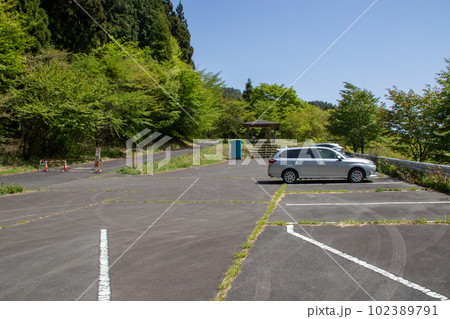 十二ヶ岳登山口の駐車場　群馬県 102389791