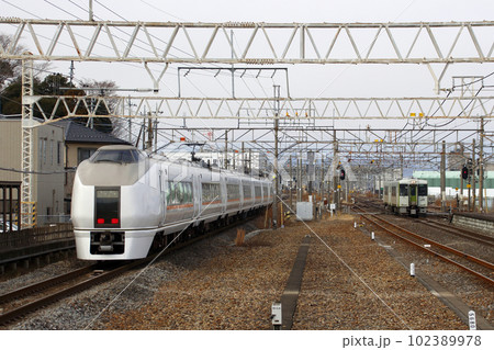 八高線キハ110（非電化区間：高麗川⇔高崎） 102389978