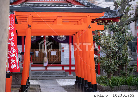 稲荷神社 102391555
