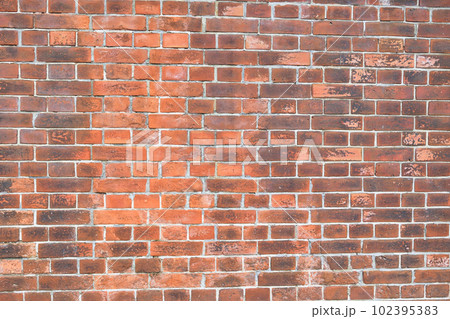 外苑東通りに面した旧乃木邸の厩（うまや）のレンガ（東京都港区赤坂） 102395383