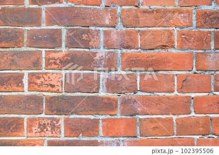 外苑東通りに面した旧乃木邸の厩(うまや)のレンガ(東京都港区赤坂) 外苑東通りに面した旧乃木邸の厩(うまや)のレンガ(東京都港区赤坂) 102395506