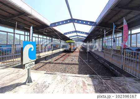 終着駅の第1種 車両止め （土佐くろしお鉄道  宿毛駅） 102396167