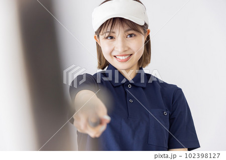 ゴルフ　女性　 102398127
