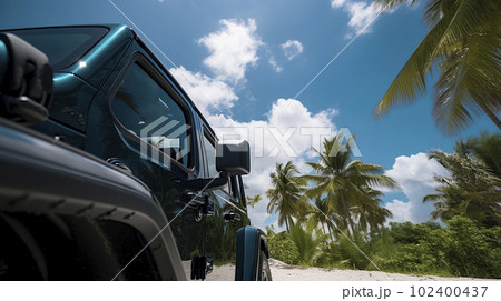 自動車と美しいビーチ 自動車と美しいビーチ 102400437
