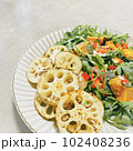 レンコンと春菊の健康サラダ 102408236