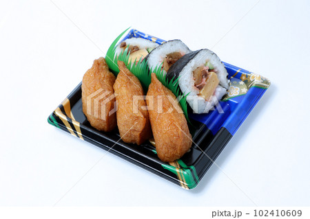助六、いなり、太巻き、寿司、和食、日本、食べ物、助六寿司、弁当、トレイ、容器、食事、日本食 助六、いなり、太巻き、寿司、和食、日本、食べ物、助六寿司、弁当、トレイ、容器、食事、日本食 102410609