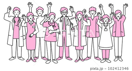 笑顔の医療関係者 笑顔の医療関係者 102412346