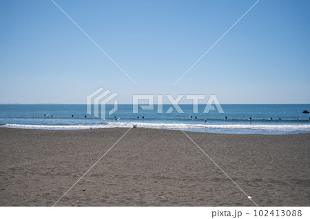 大磯海水浴場　青空　高画質 102413088